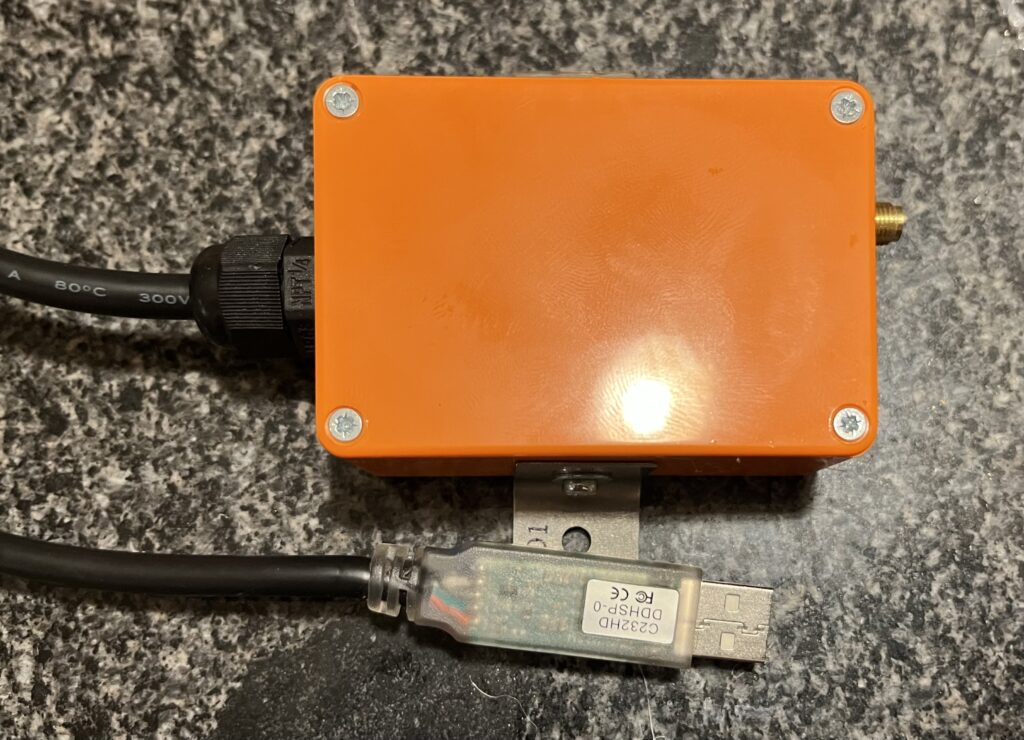 The finished GPS box with the USB serial cable.